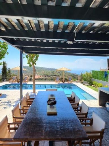 "Stergiou Luxury Apartment 2Nd Floor" Με Κοινη Πισινα Saronida Eksteriør billede